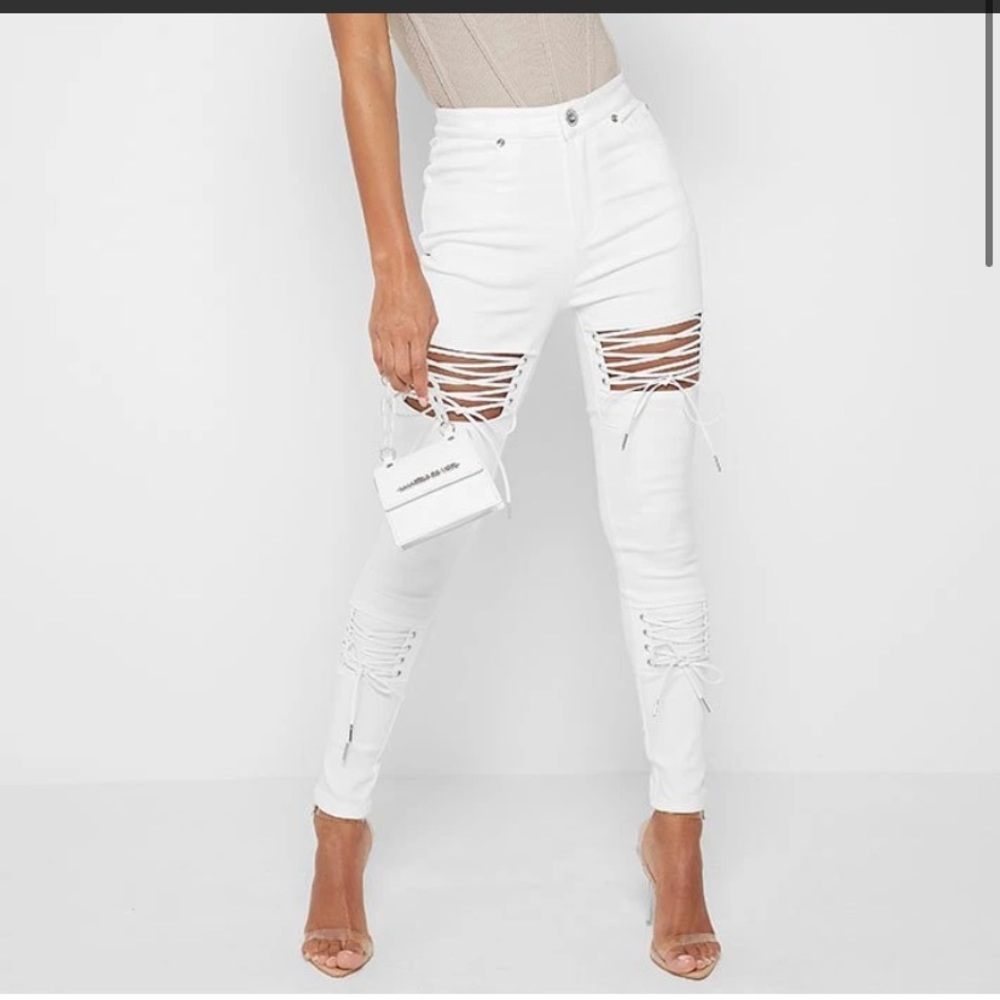 Maniere De Voir white lace up jeans 👖